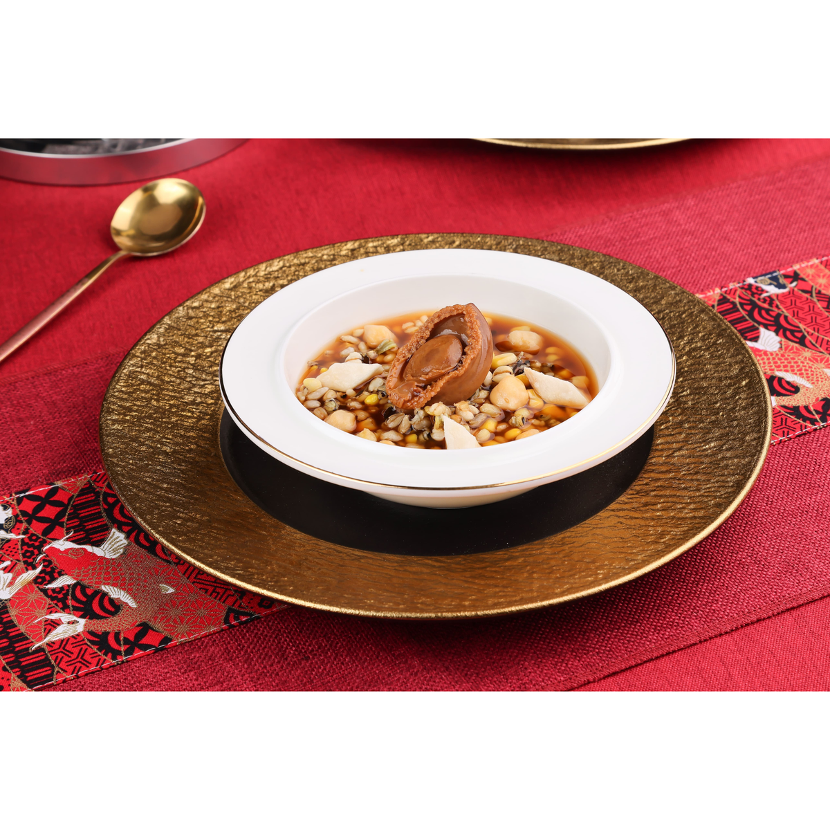 PREMIUM ABALONE WITH BROWN SAUCE LO-HEI (200G) - 鲍汁鲍鱼捞喜 (200G)