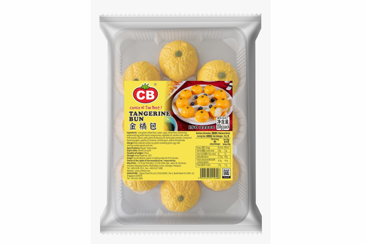 Packaged tangerine buns with a yellow label featuring the brand 'CB' on a white background.